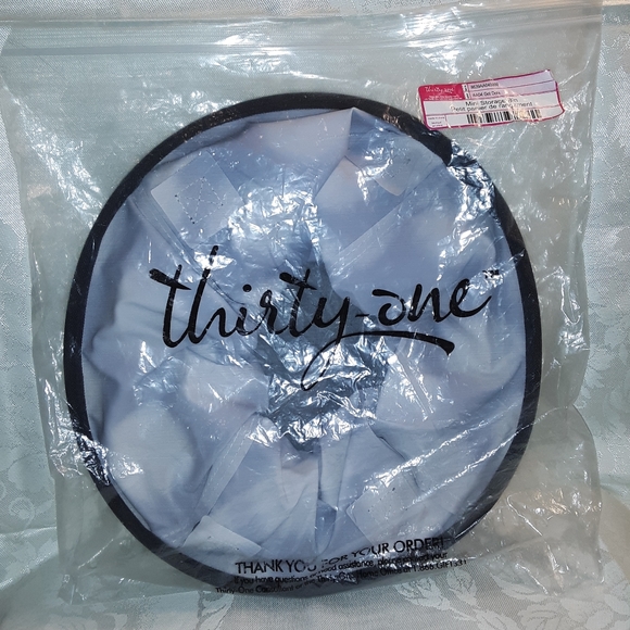 Thirty-One Mini Storage Bin, Got Dots - Picture 5 of 7